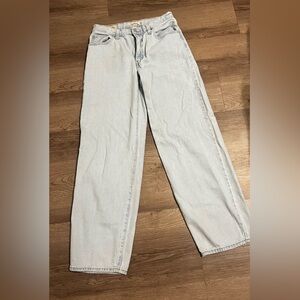 Levi’s Baggy Dad jeans
